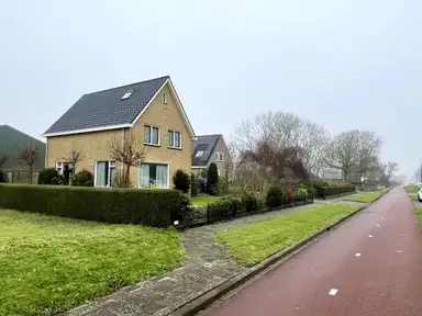 144m2 house te huur voor 1995€/maand in Middenweg 437, Heerhugowaard