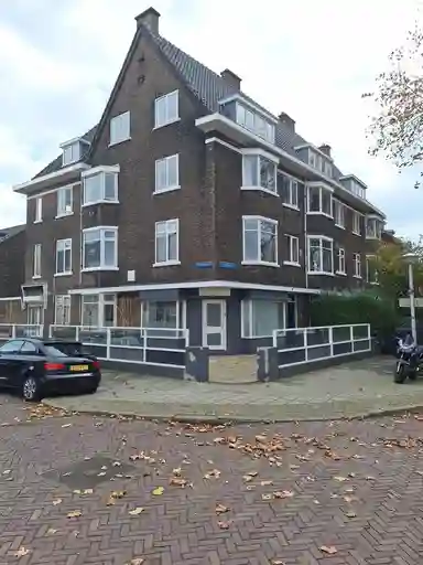 128m2 house to rent for 2300€/month in Insulindeweg, Delft