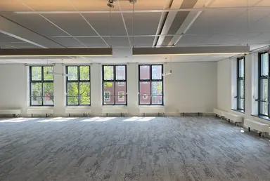 100m2 apartment to rent for 750€/month in Amsterdam