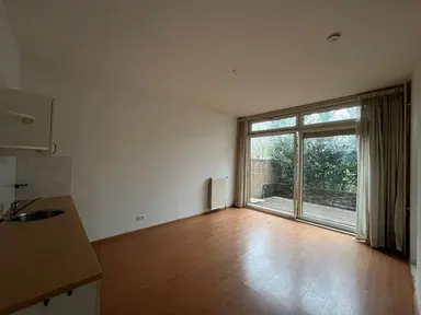 37m2 studio à louer pour 872€/mois à Straatweg 229, Rotterdam