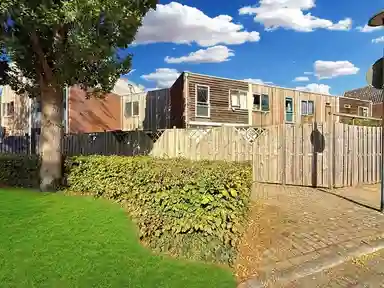 127m2 house to rent for 2250€/month in Klipgriend 83, Almere