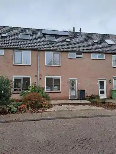 90.7m2 house to rent for 746.6€/month in Pinksterbloem 112, Purmerend