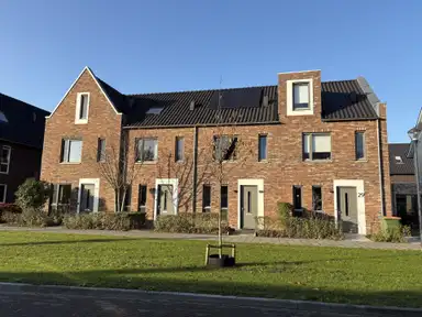 106m2 house à louer pour 1895€/mois à Burgemeester Verdaasdonkstraat 27, Teteringen