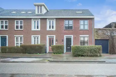 128m2 house à louer pour 2250€/mois à Eyckenstein 166, Utrecht