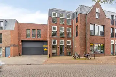 86m2 apartment to rent for 1750€/month in Doctor Bouwdijkstraat, Zoeterwoude
