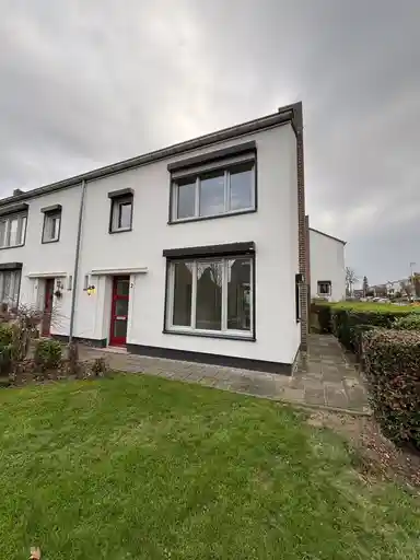 86m2 house to rent for 655.1€/month in Maandagstraat 2, Heerlen