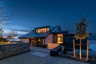 330m2 house te huur voor 8000€/maand in Nieuw-Loosdrechtsedijk 232, Loosdrecht