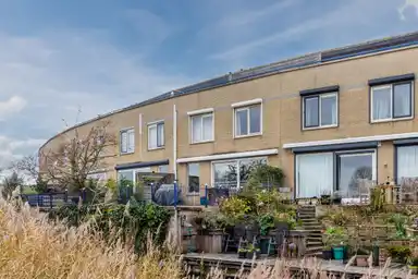 140m2 house to rent for 2250€/month in Samuel Beckettstraat 21, Haarlem