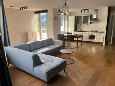 81μ² apartment προς ενοικίαση για 1600€/μήνα σε Staalweg, Delft