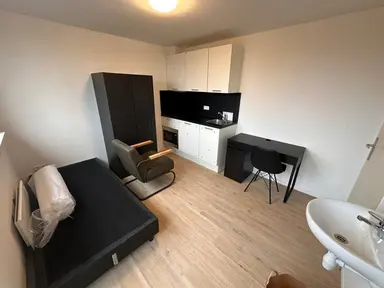 15m2 studio te huur voor 630€/maand in Dennenweg, Enschede