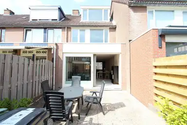 125μ² house προς ενοικίαση για 3000€/μήνα σε Kotter 82, Amstelveen