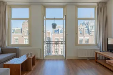 51m2 apartment to rent for 2650€/month in Van Ostadestraat 10-3, Amsterdam