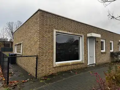 77m2 house à louer pour 1175€/mois à Nicolaas Beetsstraat 50, Heerlen