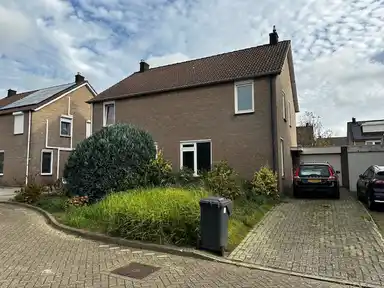 116m2 house to rent for 1275€/month in Geentstraat, Born
