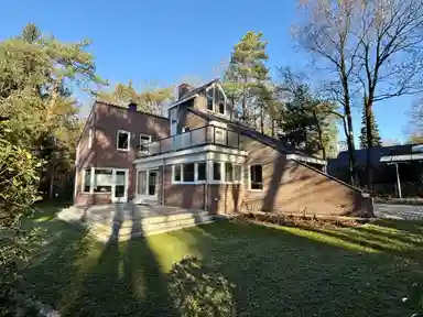 170m2 house à louer pour 3950€/mois à Thijsselaan 15, Wageningen