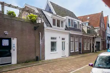 70m2 house à louer pour 1895€/mois à Lindestraat 20, Hoorn