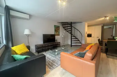 77m2 apartment to rent for 1550€/month in Mauritsplaats 30, Rotterdam