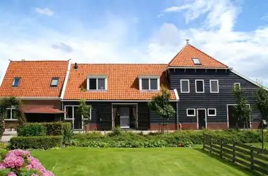 32m2 studio te huur voor 1500€/maand in Overleek 25, Monnickendam