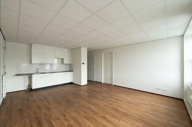 35m2 studio à louer pour 824.9€/mois à 1e Mientlaan 32, Katwijk