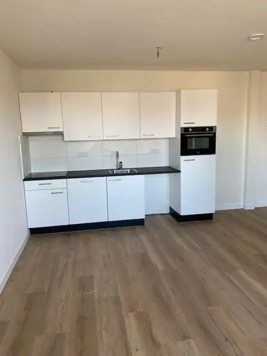 32μ² studio προς ενοικίαση για 800.3€/μήνα σε Sint Annastraat, Nijmegen