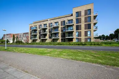 67m2 apartment to rent for 1850€/month in Makassarweg 5D, Almere