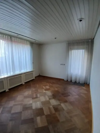 230m2 house to rent for 150€/month in Steenbergseweg, Dinteloord