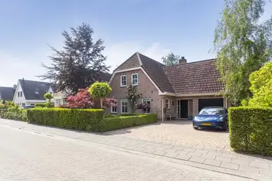 178m2 house to rent for 3350€/month in Emil Noldestraat 676, Almere