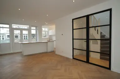85m2 apartment to rent for 2150€/month in 's-Gravendijkwal, Rotterdam