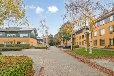 75m2 apartment te huur voor 1995€/maand in Voorjaarstraat, Almere
