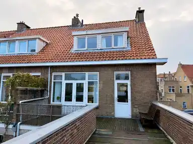 100m2 apartment to rent for 1190€/month in Dokter Gallandatstraat, Vlissingen