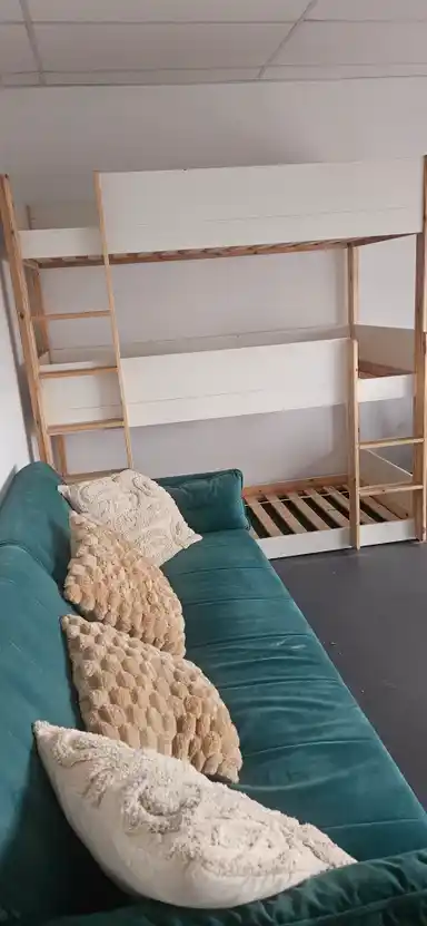 20m2 room te huur voor 750€/maand in Zwanenburgerdijk, Zwanenburg