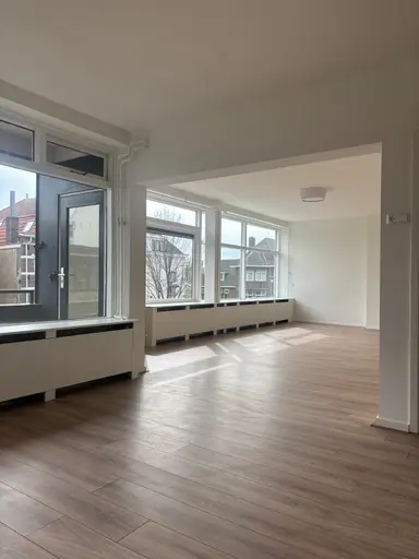 95m2 apartment te huur voor 2250€/maand in Stationsweg 6, Leiden
