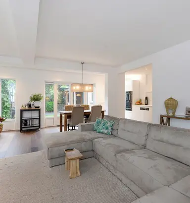 169m2 house to rent for 3650€/month in Zwanenlaan 4, The Hague