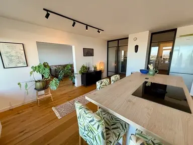 108m2 apartment te huur voor 3250€/maand in Westelijk Halfrond 179, Amstelveen