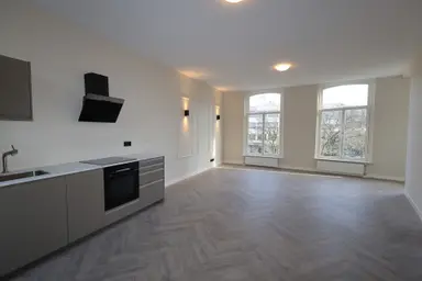 88m2 apartment à louer pour 2500€/mois à Schiedamsesingel, Rotterdam