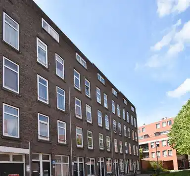 35m2 apartment à louer pour 874€/mois à Frederikstraat 550, Rotterdam
