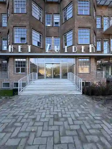 116m2 apartment to rent for 2495€/month in Leo Lashleylaan 40B, Rotterdam