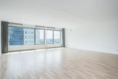 135m2 apartment to rent for 2800€/month in Prins Willem-Alexanderweg 193, The Hague