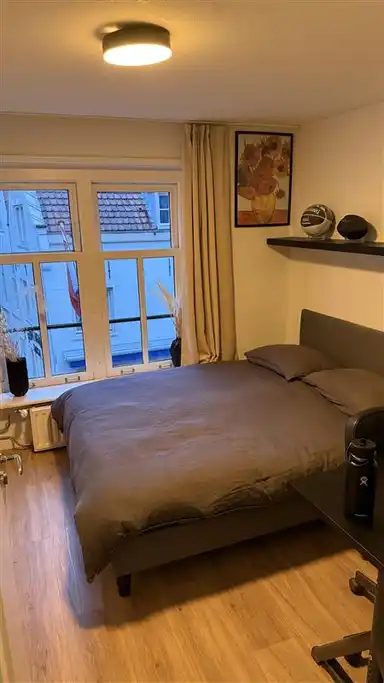 13m2 room to rent for 1200€/month in Bakkersstraat, Amsterdam