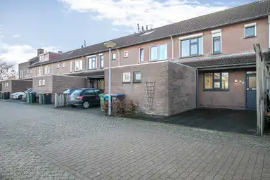 128m2 house zur Miete für 1750€/Monat in Galjoen 11 22, Lelystad