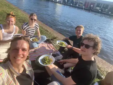 18m2 room to rent for 320β¬/month in E. du Perronlaan, Delft