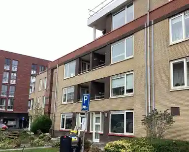 70m2 apartment te huur voor 647.9€/maand in Jan Fabriciusstraat 83, Assen