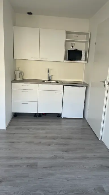 6m2 studio à louer pour 1300€/mois à Magelhaenlaan, Utrecht