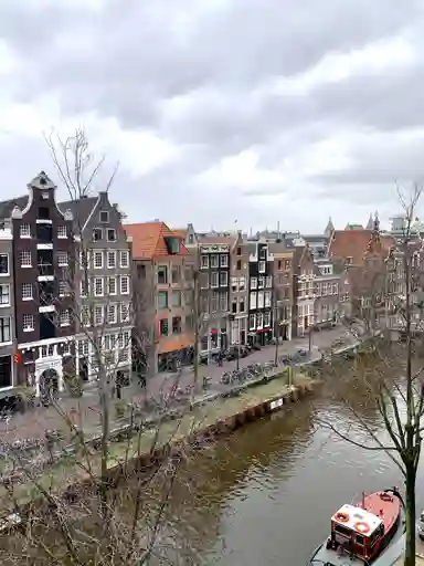 85m2 apartment te huur voor 2395€/maand in Oudezijds Voorburgwal 101A, Amsterdam