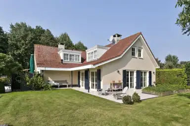 182m2 house te huur voor 2550€/maand in Kelderweg 123, Ouddorp