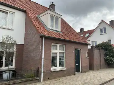 86m2 house to rent for 685.21€/month in Sterkerstraat 6, Hengelo