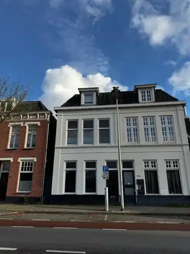 185m2 room to rent for 625€/month in Oldenzaalsestraat, Enschede