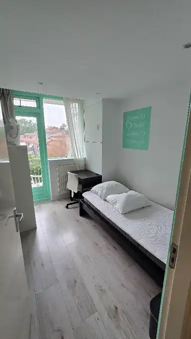 8m2 room to rent for 850€/month in Brucknerstraat, Leiden