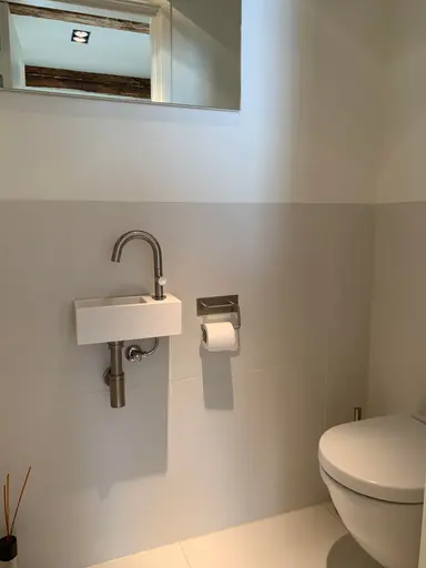 120m2 apartment in affitto per 2750€/mese a Nieuwe Rijn, Leiden