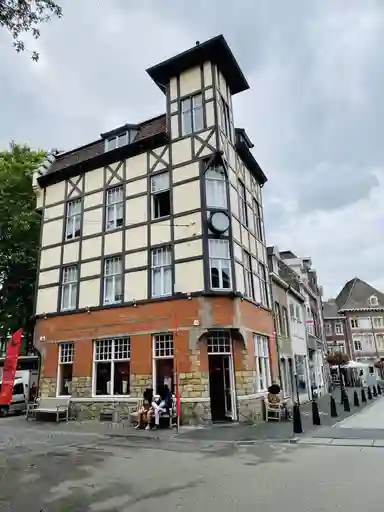 50m2 apartment in affitto per 1595€/mese a Hoogbrugstraat, Maastricht